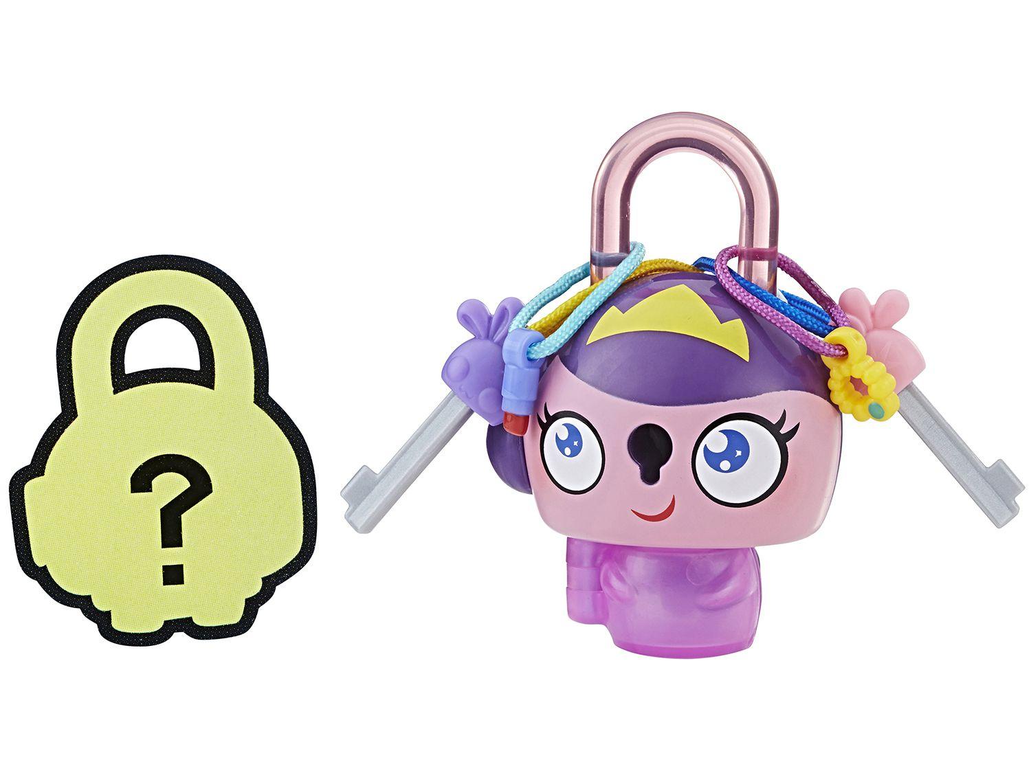 Boneca Lock Stars E4609 com Acessórios - Hasbro