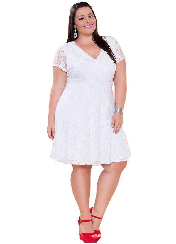 Vestido branco plus size fashion para casamento civil