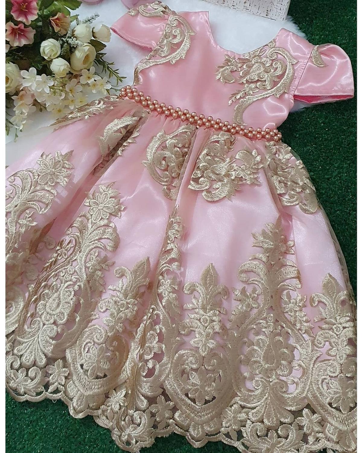 Vestido de festa infantil realeza princesa de luxo - Pequena Princesa - Vestido  Infantil - Magazine Luiza