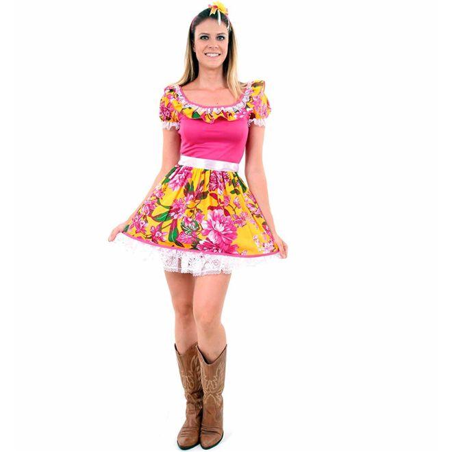 vestido caipira com bota
