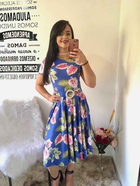 vestido florido evangelico