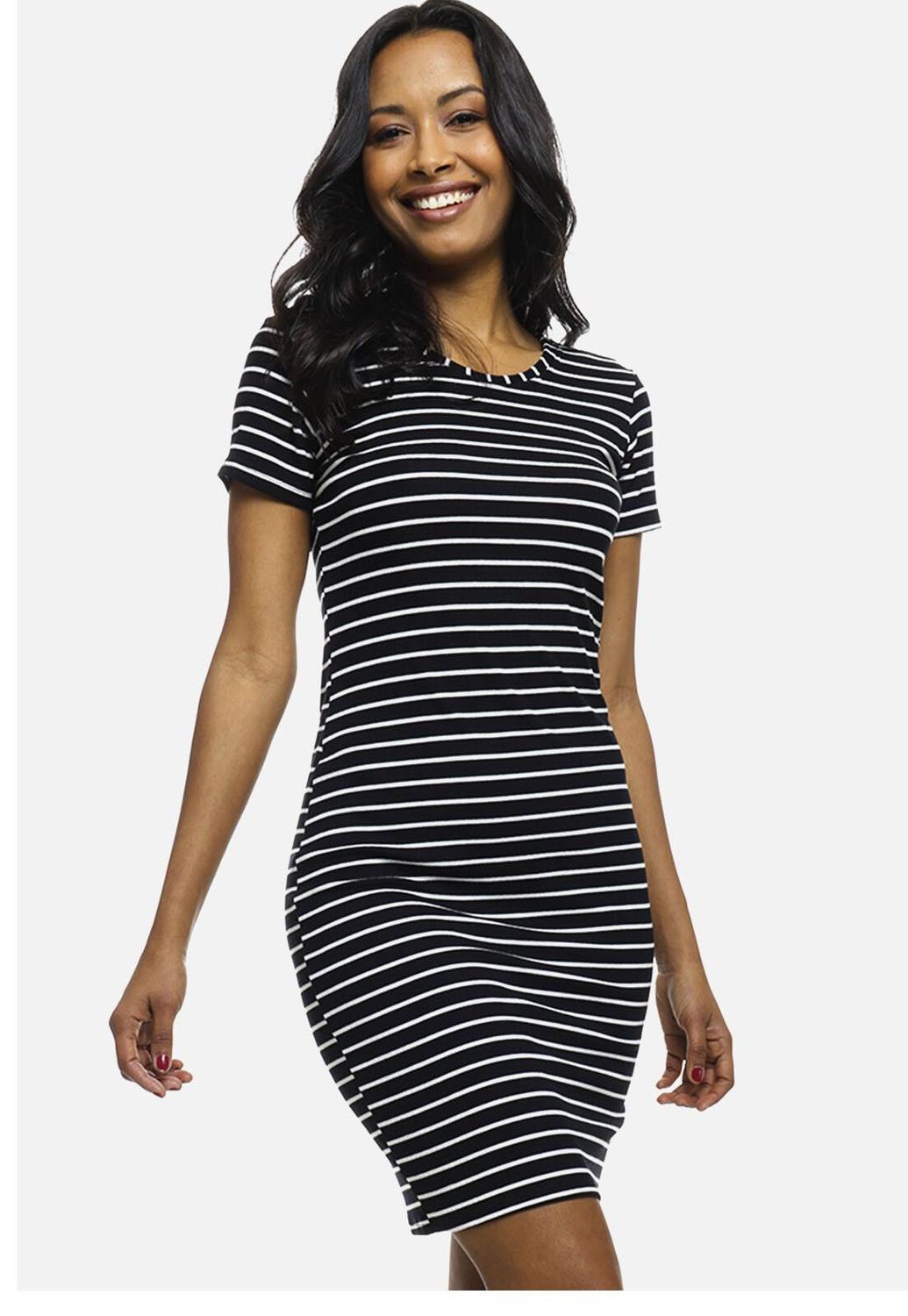 vestido de malha listrado preto e branco