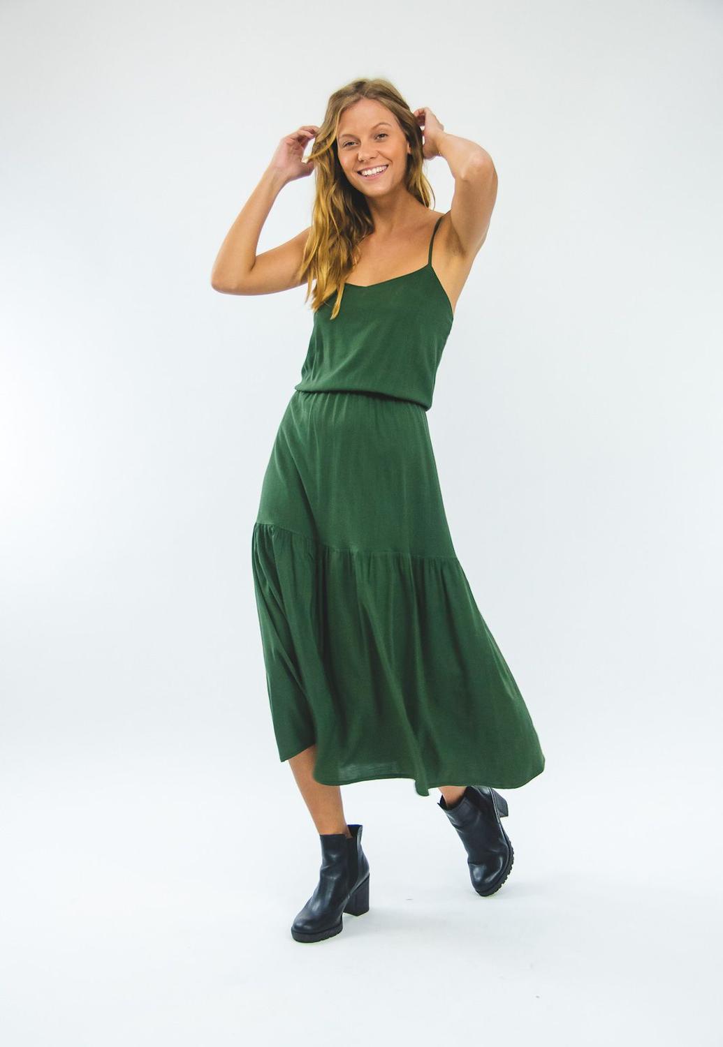 vestido longo saia rodada