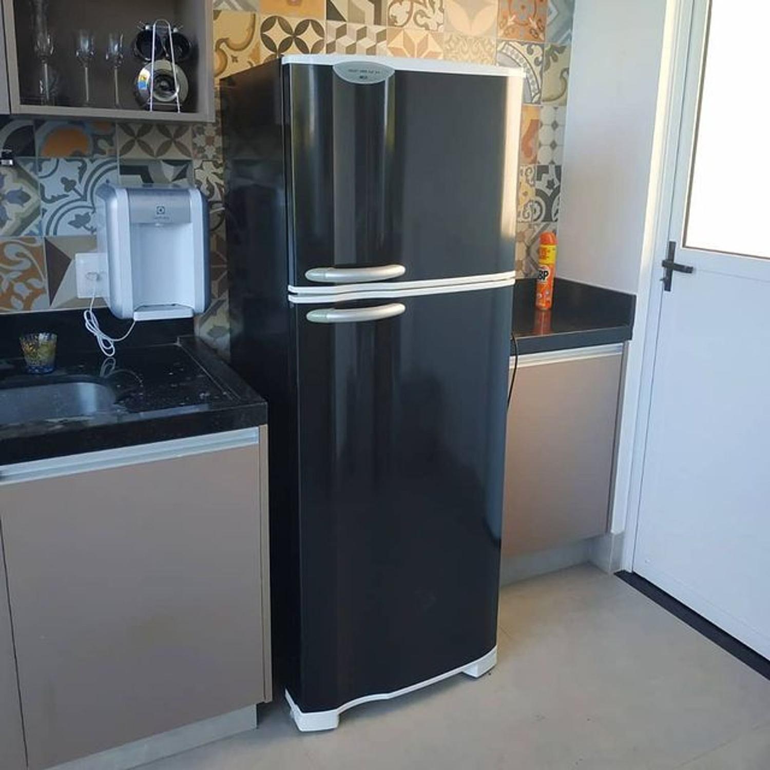 Vinil Adesivo Para Geladeira Alltak Premium 1m X 60cm Na Cor Preta Brilho Papeis Magazine Luiza