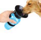 Bebedouro squeeze portátil Aqua Dog para cães e gatos 600ml