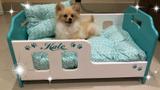 Berço Cama para Cães em Madeira - Tamanho M 68x45 - Cor Verde Tiffany - Artesanato jsl pet