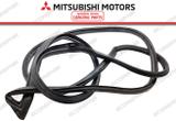 Borracha externa porta dianteira L200 Sport Outdoor - Original - Mitsubishi