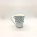 Caneca de Cerâmica Poá c/ Xadrez Cinza 320ml - Arthouse