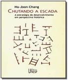 Chutando a escada
