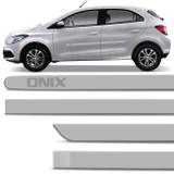 Jogo De Friso Lateral Onix 2012 A 2019 Prata Switchblade Cor Original Grafia Dupla Face - Zp