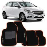 Jogo de Tapetes Carpete Chevrolet Onix 2013 a 2019 Preto com Borda Laranja Emblema Grafia Bordados - Top gear