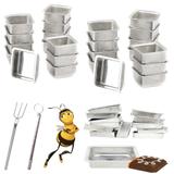 Kit com 60 Forminhas Quadradas e 2 Garfos para Pão de Mel - Caparroz
