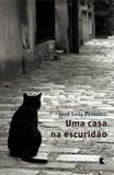 Livro - Uma casa na escuridão