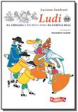 Ludi na chegada e no bota-fora da familia real - Brinque book