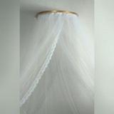 Mosquiteiro Em Voal Com Detalhes Em Renda Para Dossel - Mel kids