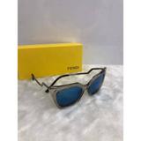 Oculos de sol Fendi geometrico cinza lente azul