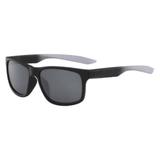 Óculos Solar NIKE Modelo Essential Chaser Ev0999 009 Preto Haste Preto e Cinza Medidas 59-16-140