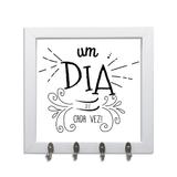 Quadro Porta Chaves 24x24cm Frases Um dia de cada Vez Decorativo Chaveiro Moldura Branca - Oppen house