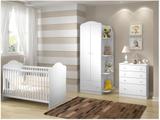 Quarto de Bebê Completo com Berço Guarda-Roupa