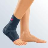 Tornozeleira Elástica Levamed com Almofada de Silicone Medi 949494 III