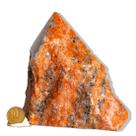 01 Calcita Laranja Pedra Pé e Bico Serrado 1,1Kg 13cm Tipo B