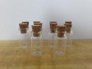 100 frascos Vidro Penicilina com rolha 1 ml - Pingente/ Colar 100 frascos Vidro Penicilina com rolha 1 ml - Pingente/ Colar