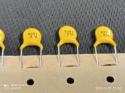 100x Capacitor Ceramico 390pf/3kv Epox 7mm Thomson