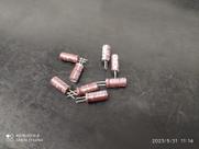 10x Capacitor Eletrolitico 4,7uf/50v 105 5x11mm Serie Lk 10x Capacitor Eletrolitico 4,7uf/50v 105 5x11mm Serie Lk