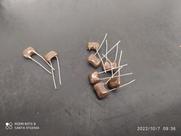10x Capacitor Mica Prata 150pf/100v 5% Sem Marcação Icl 10x Capacitor Mica Prata 150pf/100v 5% Sem Marcação Icl