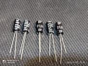 1x Capacitor Eletrolítico 1uf/100v 85º Bipolar 5x11mm