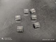 1x Circuito Integrado En25f80-100qcp 8 Mbit 4 Kbytes Eon
