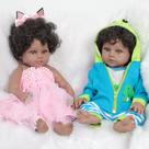 2 Bonecos Reborn Recém Nascidos Negros Girafinha Coelho Fofo 2 Bonecos Reborn Recém Nascidos Negros Girafinha Coelho Fofo