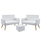 2 Poltronas Namoradeira Nina Para Sala de Estar Com Rodapé E Capitonê Com Puff Quasar Couro Branco Aradecor