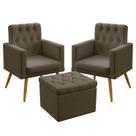 2 Poltronas Vega Estofada Com Rodapé E Capitonê Com Puff Quasar Sued Capuccino Aradecor