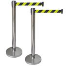 2 x Pedestal Separador Organizador de Fluxo Cromado Com Fita Retrátil Zebrada para Logística e Estoque