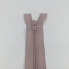 20 un Zíper Nylon Fixo 15cm Várias Cores utilizado Jaquetas , Roupas Geral ZNF 20 un Zíper Nylon Fixo 15cm Várias Cores utilizado Jaquetas , Roupas Geral ZNF