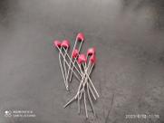 200x Varistor V100za05 = Z100 = S05k60v 5mm 60v Ge