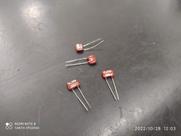 2x Capacitor Eletrolítico 0,5pf/100v Tolerancia 0,5pf Cm0