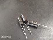 2x Capacitor Eletrolítico 80uf/310v 105º 10x25mm Chemicon