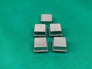 2x Cristal 30,720000mhz Clok 5 Terminais 2x Cristal 30,720000mhz Clok 5 Terminais
