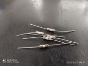 2x Fusivel 5amp 250v Axial 3,6x10mm Ceramico Retardo