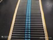 2x Resistor 8k2 2w 5%