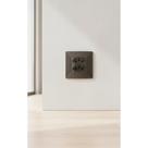 2x Tomada Dupla Embutir 20A Marrom 80x80mm 2x Tomada Dupla Embutir 20A Marrom 80x80mm