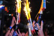 40 Velas Vulcão Cascata Indoor P/garrafas Champagne Festas Decoração