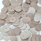50 gramas Lantejoula 10mm Furo Central Marrom Claro Fosco 22616 050 1005SA81