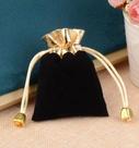 50 saquinho de Veludo Preto com lamê dourado 10x15cm 50 saquinho de Veludo Preto com lamê dourado 10x15cm
