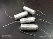 50x Capacitor Eletrolítico 680uf/16v Axial 125 13x37mm