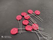 5x Varistor V120za6p = 120z6 = S14k75v 14mm 75v Ge