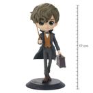 Action figure fantastic beasts - newt scamander - q posket ref.: 18523/10367