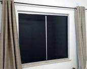 Adesivo Blackout Preto Rolo Lavável Impede Luz Solar de Janela e Porta Impermevável Película Opaca